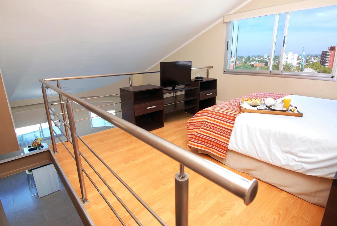 Plaza Suites Campana Exterior foto
